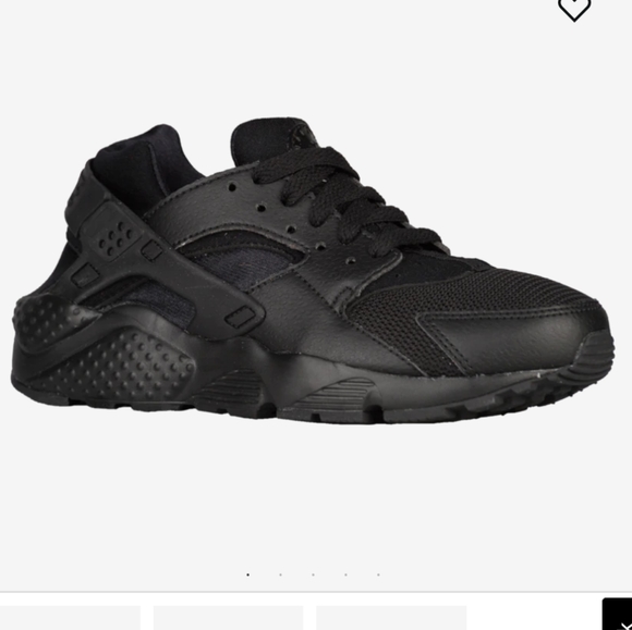 Nike Other - Black Nike Huaraches ladies sz 7 / youth 5.5